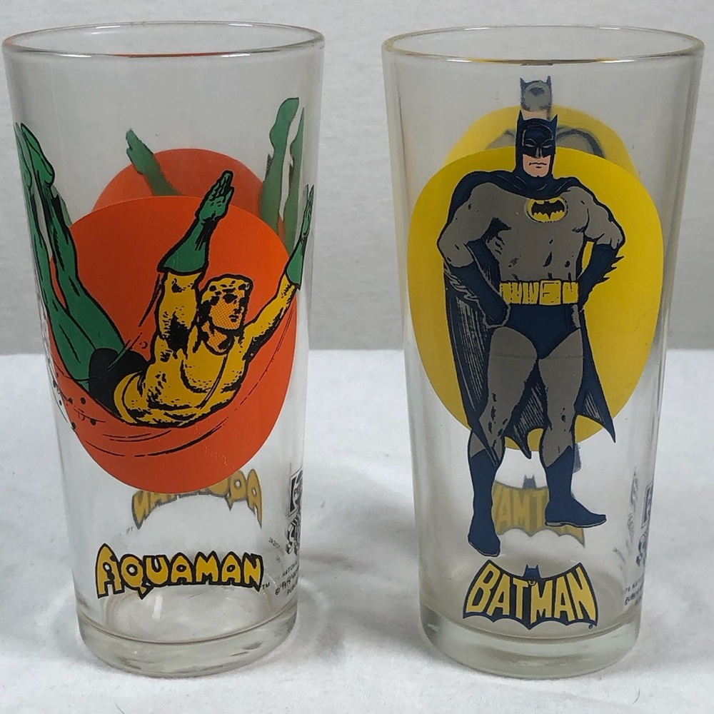 VINTAGE 1976 PEPSI SUPER SERIES BATMAN AND AQUAMAN D.C. COMICS DRINKING GLASS
